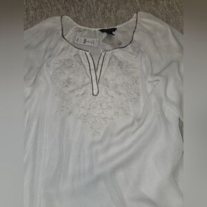 White House Black Market White Embroidered Blouse